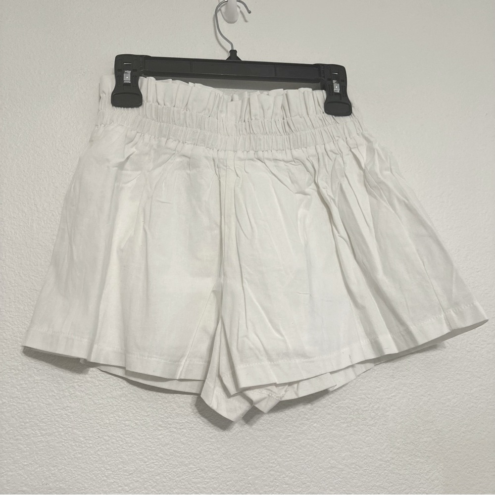 *Set* Fashion Nova, ‘Still Workin’, Women's White Belted Jacket and Shorts Set - Picture 13 of 16